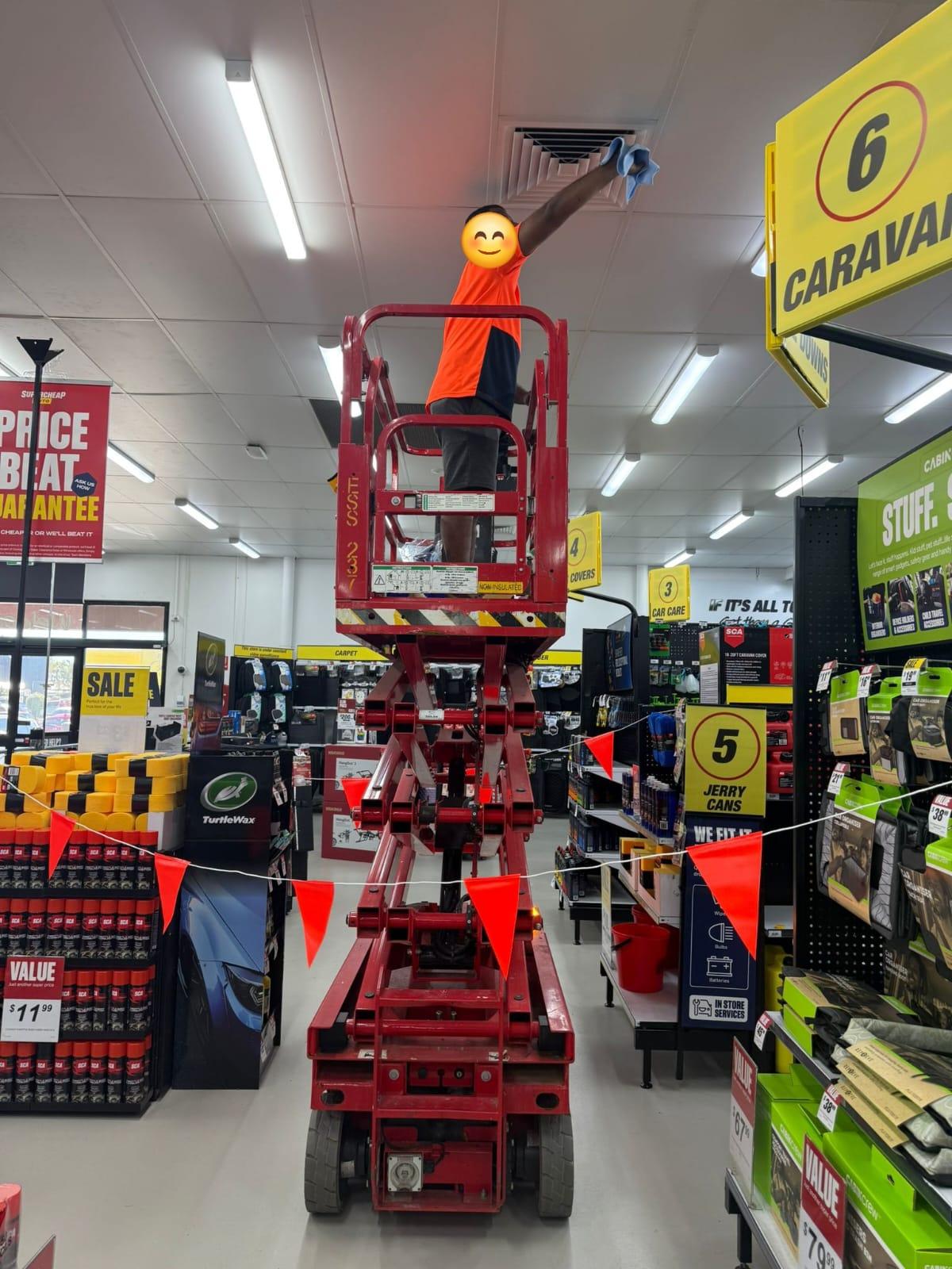 Commercial and Industrial Cleaning project photo 14