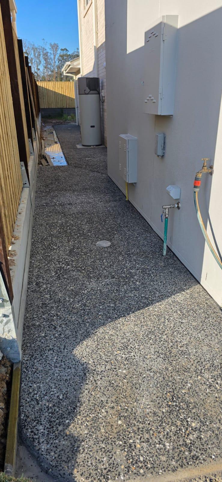 Concrete Driveways and Beds project photo 15